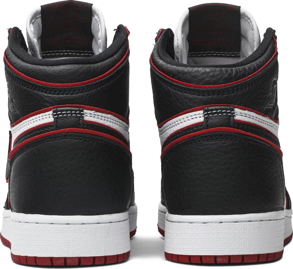 Air Jordan 1 Retro Hi Bloodline