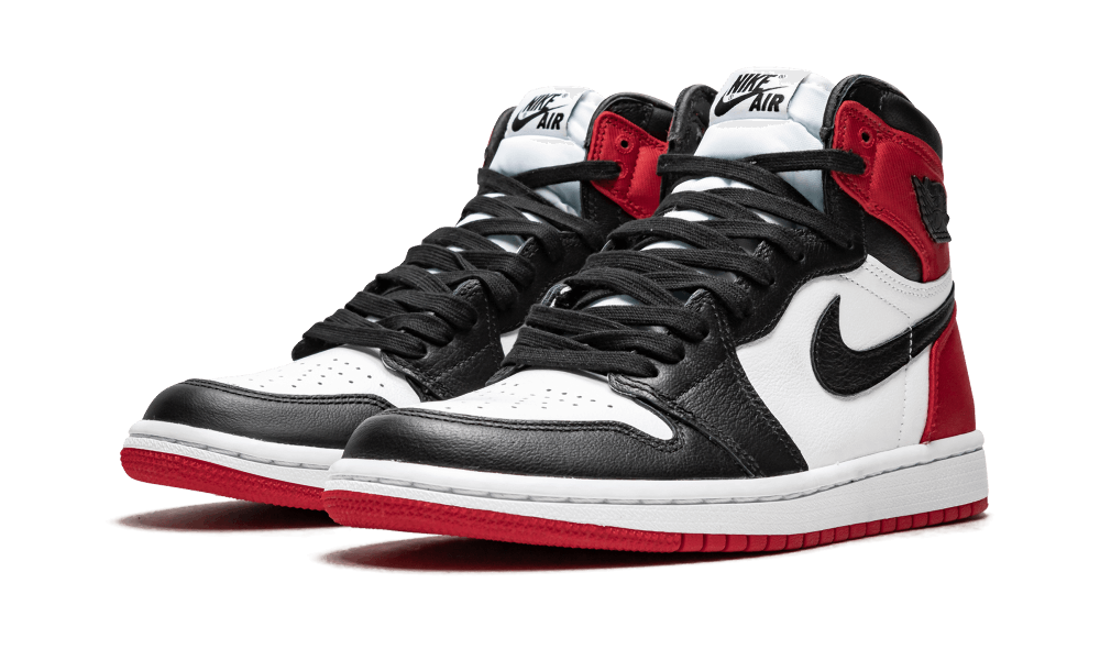 Air Jordan 1 High OG - Satin Black Toe