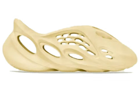 Yeezy Foam Runner Foam RNNR Sulfur